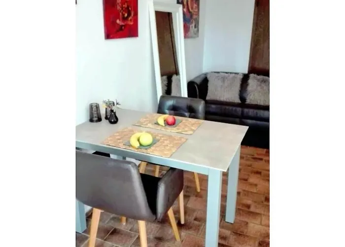 In Konz With Swimming Pool Casa de Férias